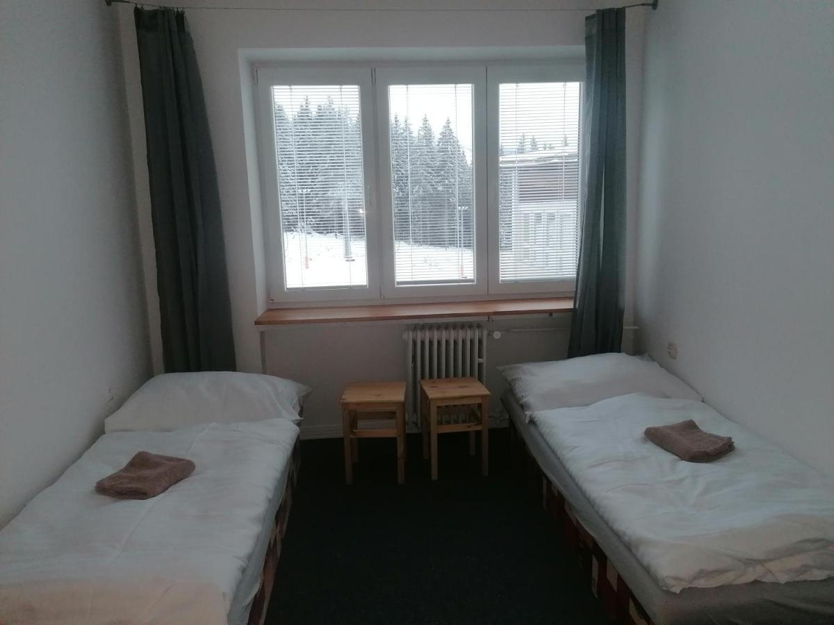 Chata - Dom Horskej Sluzby Jasna Demanovska Dolina Exterior foto