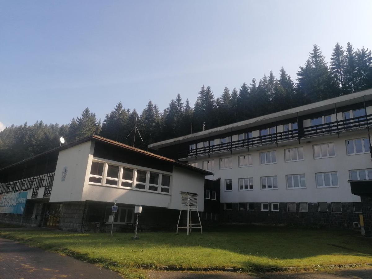 Chata - Dom Horskej Sluzby Jasna Demanovska Dolina Exterior foto
