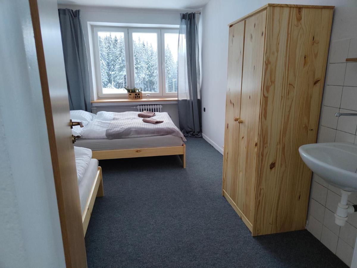 Chata - Dom Horskej Sluzby Jasna Demanovska Dolina Exterior foto